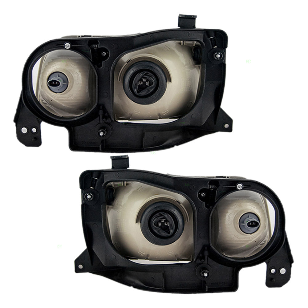 Brock Replacement Driver and Passenger Set Headlights Compatible with 1999-2004 Tracker 91174687 91174685