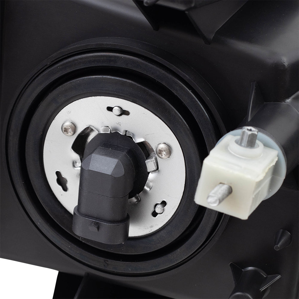 Brock Aftermarket Replacement Driver Left Halogen Composite Headlight Assembly Compatible With 15879433