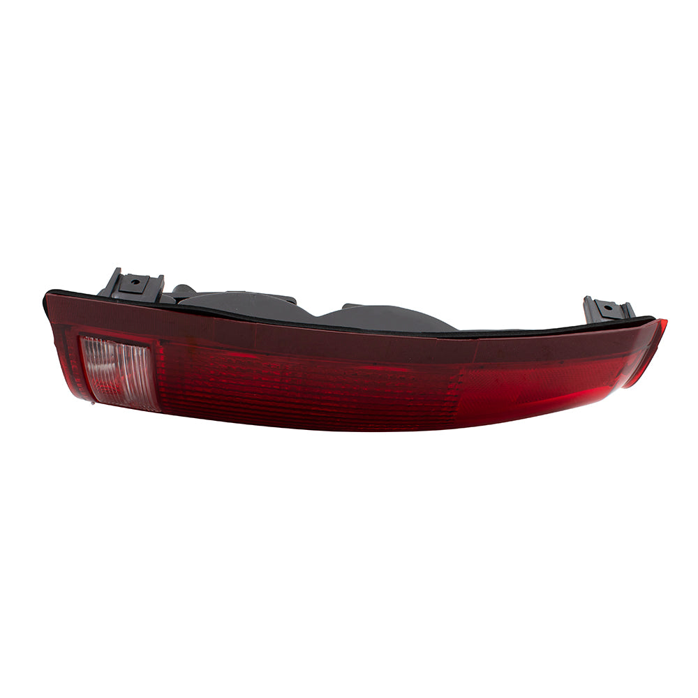 Brock Replacement Passenger Tail Light with Bulb Sockets & Connector Plate Compatible with 5977868