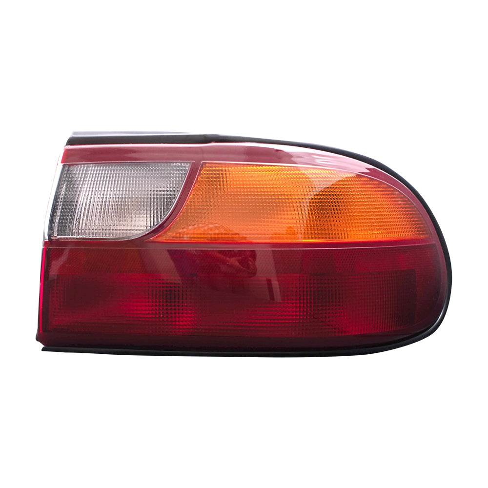 Brock Replacement Passenger Side Tail Light Assembly with Circuit Board Quarter Mounted Compatible with 1997-2003 Malibu 15894726