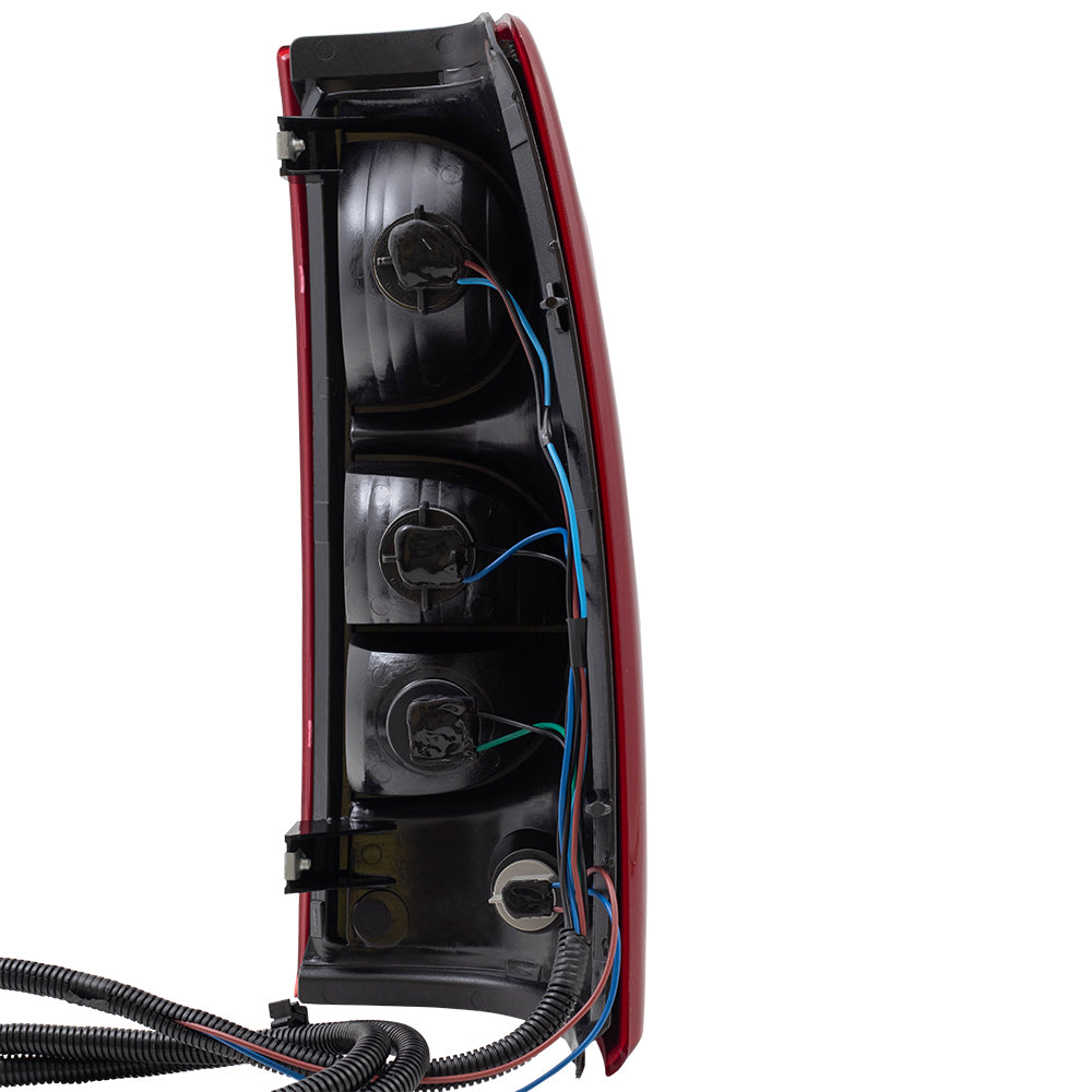 Brock Replacement Driver Tail Light Compatible with 2003 Silverado 1500 2500 Fleetside Pickup Truck 19169002