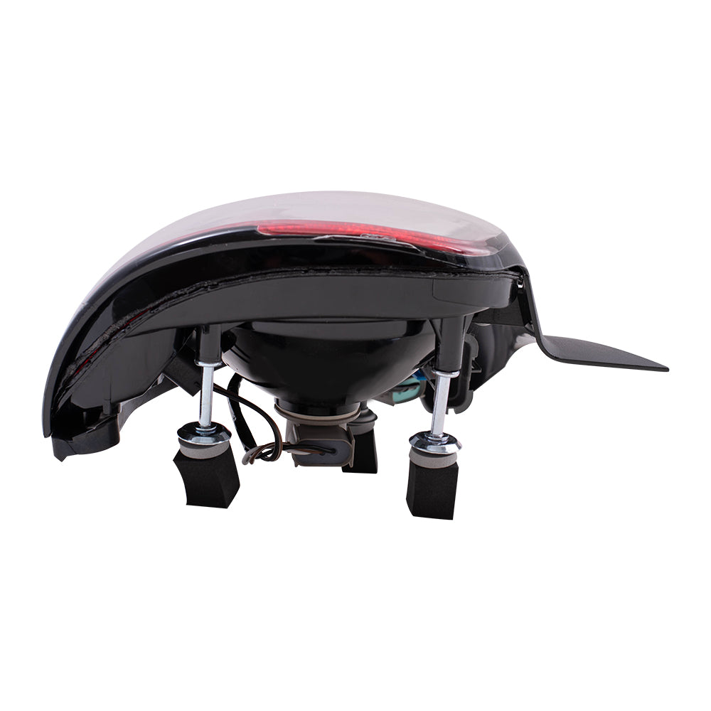 Tail Light for 2000-2005 Monte Carlo Quarter Mounted 10326670 Left GM2800180