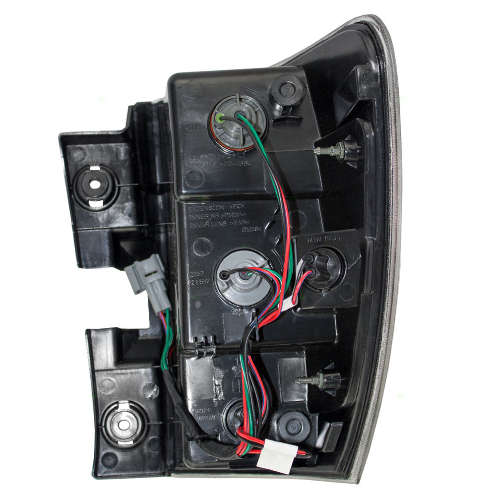 Brock Replacement Driver Tail Light Compatible with 2005-2009 Equinox 5490028