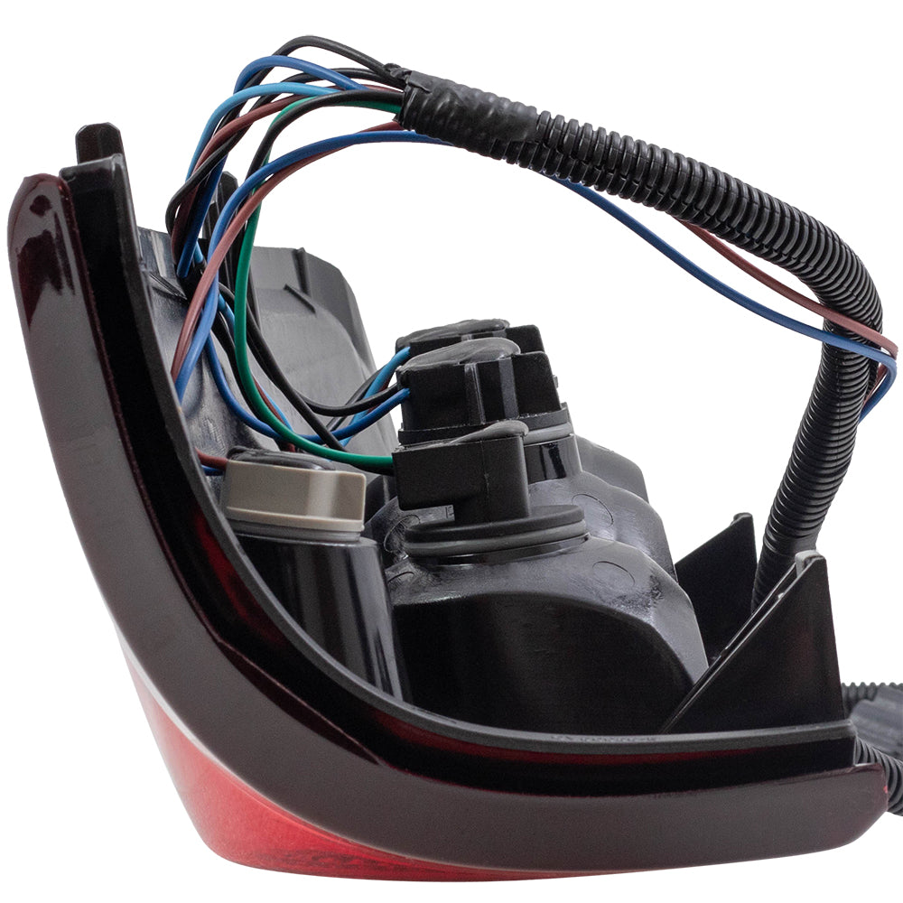 Tail Light for 2004-2006 Silverado 1500 Fleetside Exc Dual Rear Wheels for 2005-2006 Silverado 1500 HD 19169005 Right GM2801174