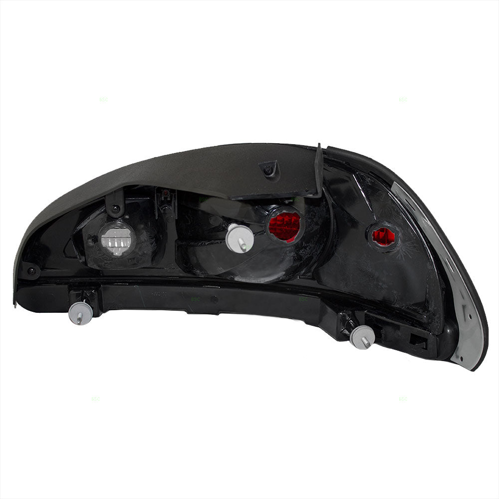 Tail Light for 1997-2003 Grand Prix 5978571 Left GM2818101