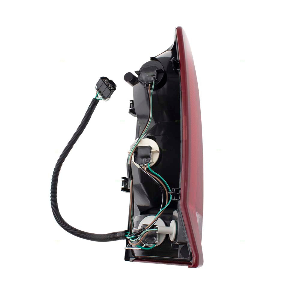 Brock Replacement Driver Tail Light w/ Red Signal Lens Compatible with 02-06 Escalade & 2003-2006 ESV 15044523