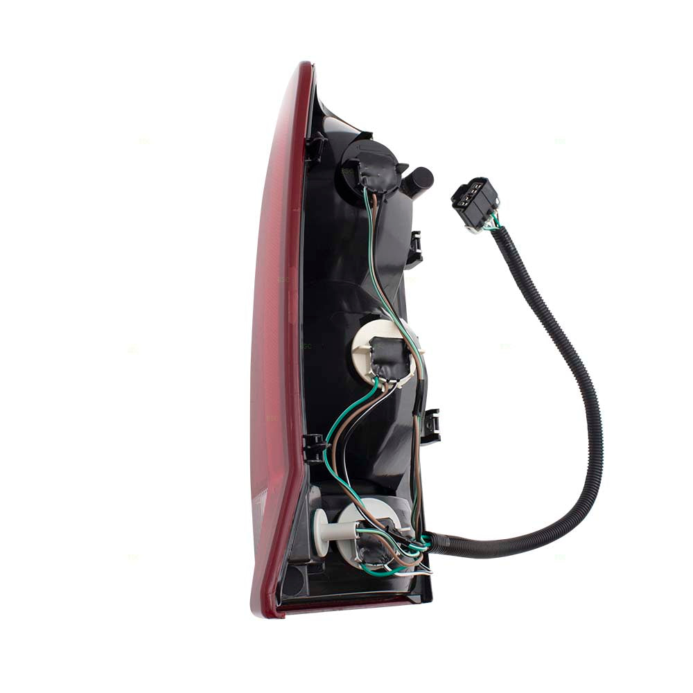 Brock Replacement Passenger Tail Light w/ Red Signal Lens Compatible with 02-06 Escalade & 2003-2006 ESV 15079079
