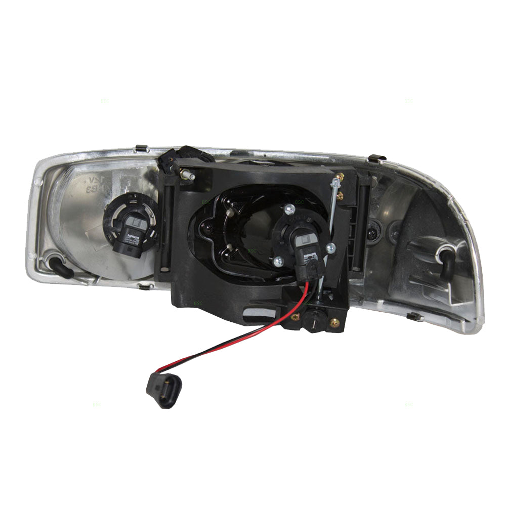 Brock Replacement Passenger Headlight Lens Compatible with 2002-2007 Sierra Denali Pickup Truck 15218078