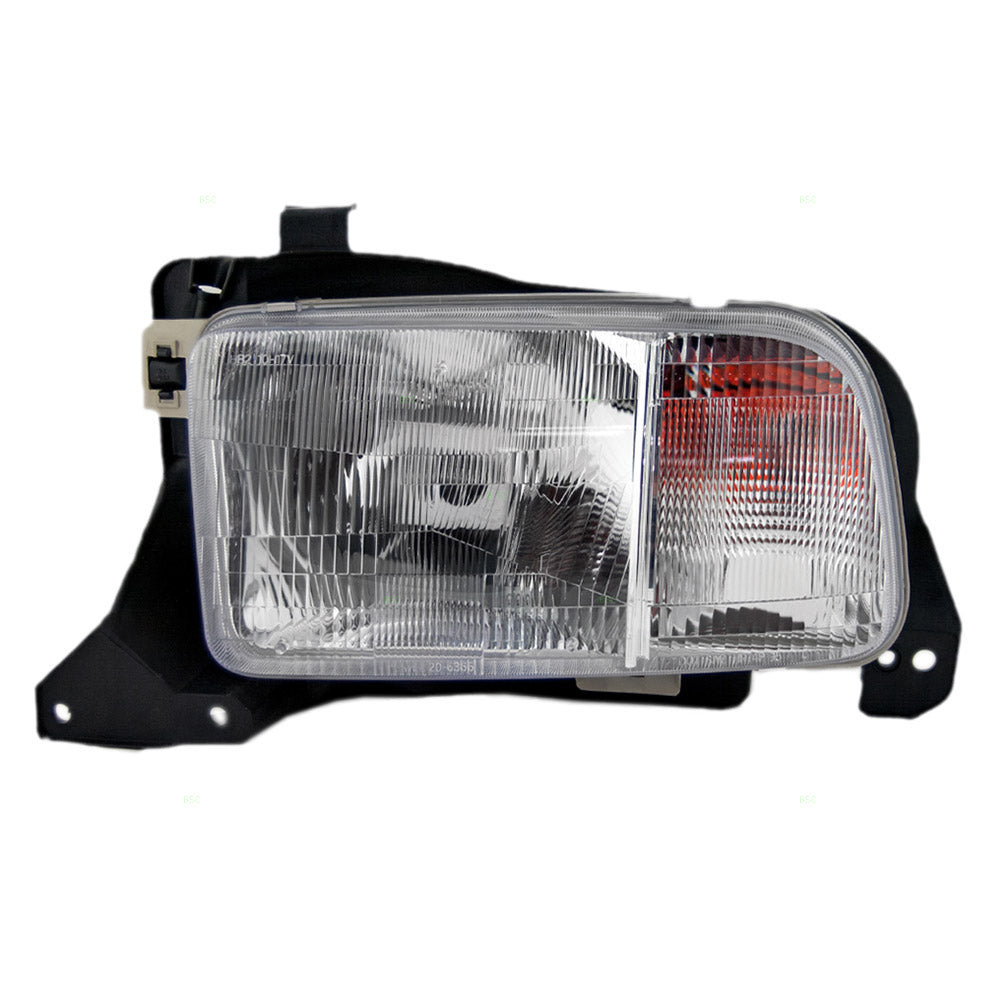 Brock Replacement Driver Headlight Compatible with 1999-2004 Tracker 91174687