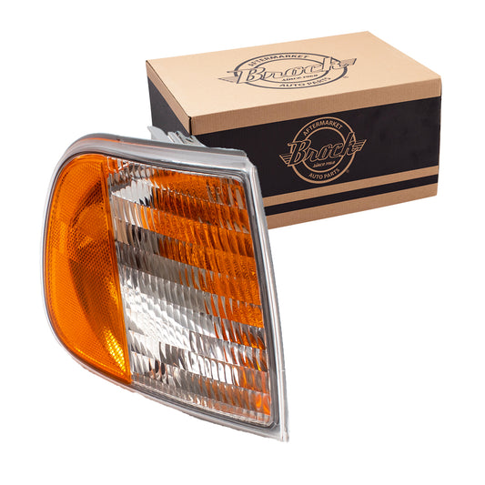 Park/Signal/Side Marker for 1997-2002 Expedition From 6/96 XL/XLT/Lariat/King Ranch for 1997-2003 F-150 1997-1999 F-250 F75Z13200AC Right FO2551118