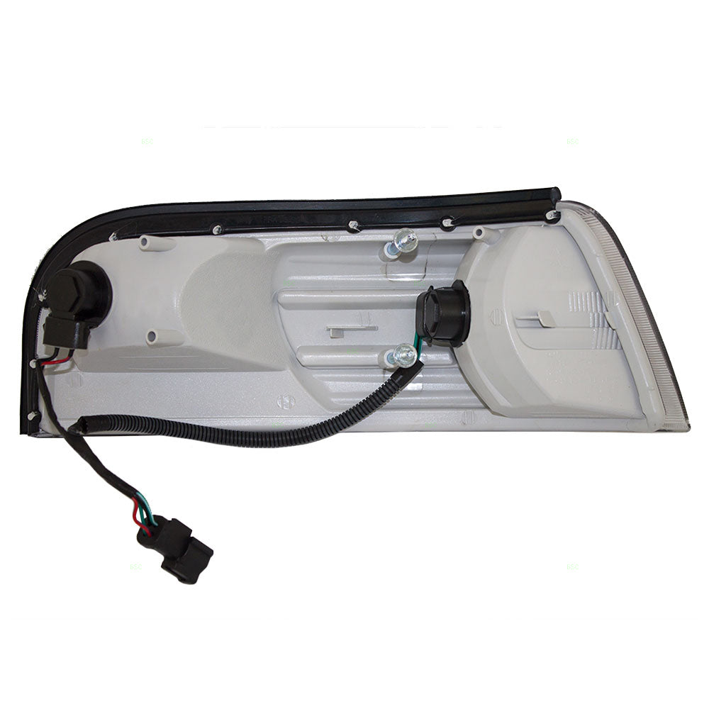 Park/Signal/Side Marker for 2006-2011 Grand Marquis for 6W3Z13201AA Left FO2526103
