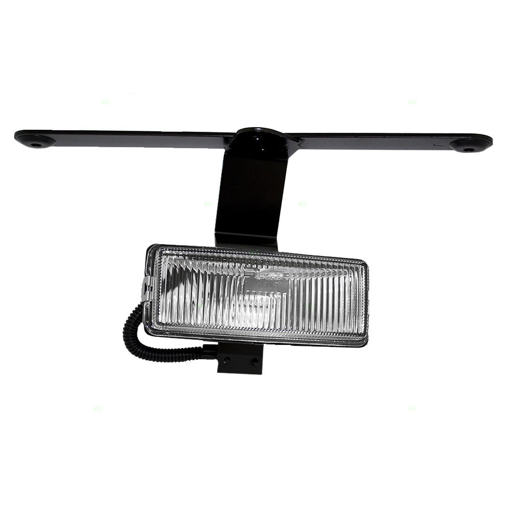 Fog Light for 2000-2001 Xterra for 261507Z005 Right NI2593110
