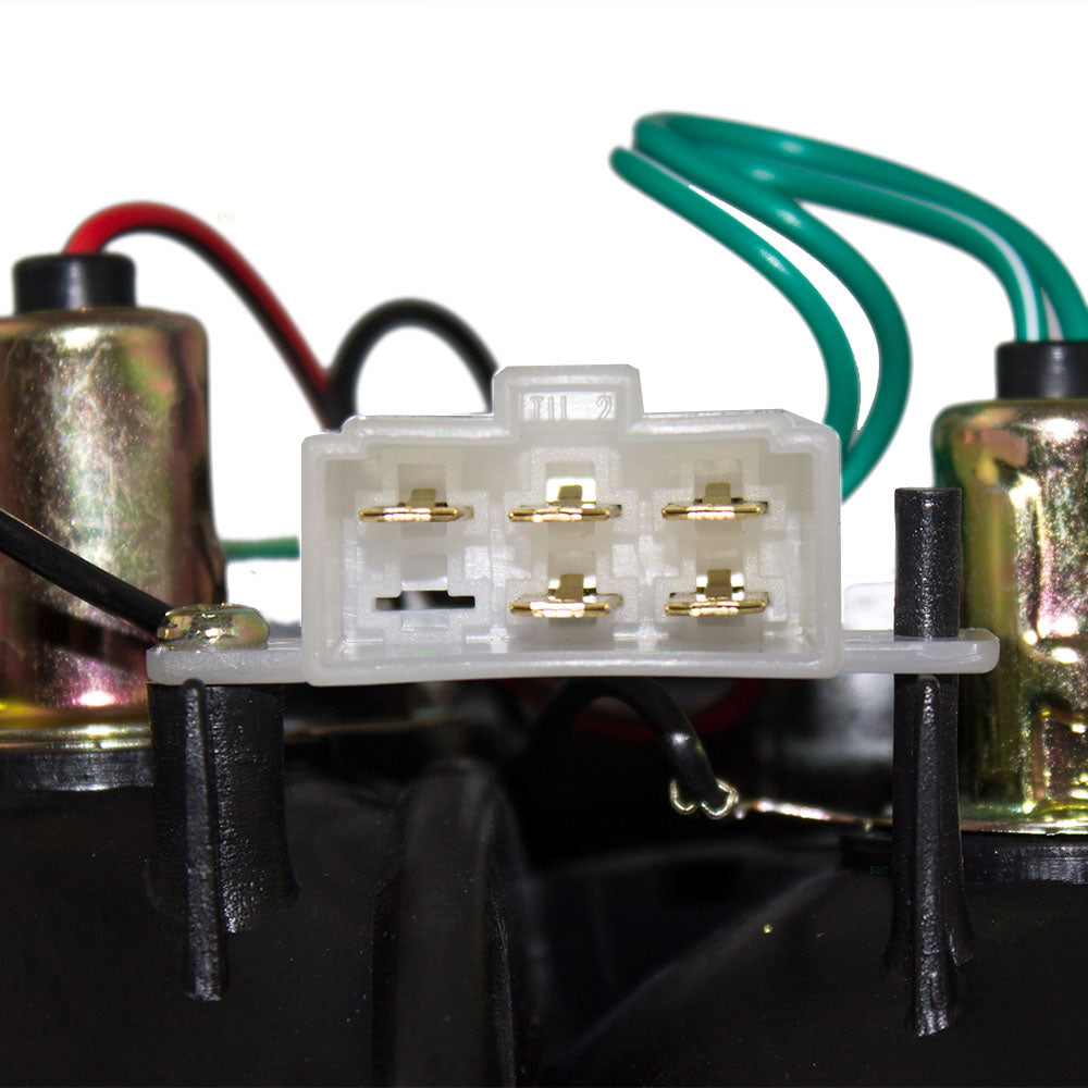 Tail Light for 1989-1995 Pickup 8156089166 Left TO2800105