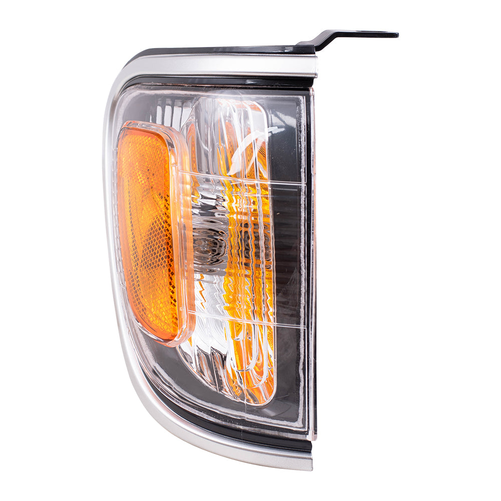 Park/Signal/Side Marker for 2001-2004 Tacoma Silver Trim for 8162004090B0 Set TO2520162