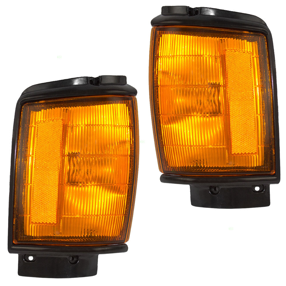 Park/Signal/Side Marker for 1984-1986 Pickup Painted Trim for 1984-1986 4Runner 8162089143 Set TO2520113
