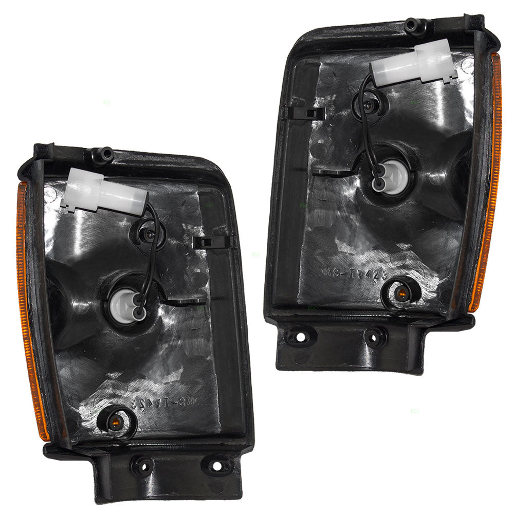 Park/Signal/Side Marker for 1984-1986 Pickup Painted Trim for 1984-1986 4Runner 8162089143 Set TO2520113