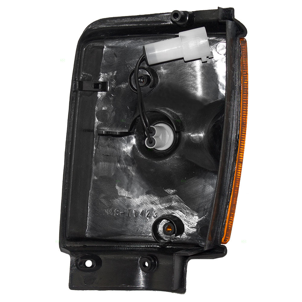 Park/Signal/Side Marker for 1984-1986 Pickup Painted Trim for 1984-1986 4Runner 8162089143 Left TO2520113