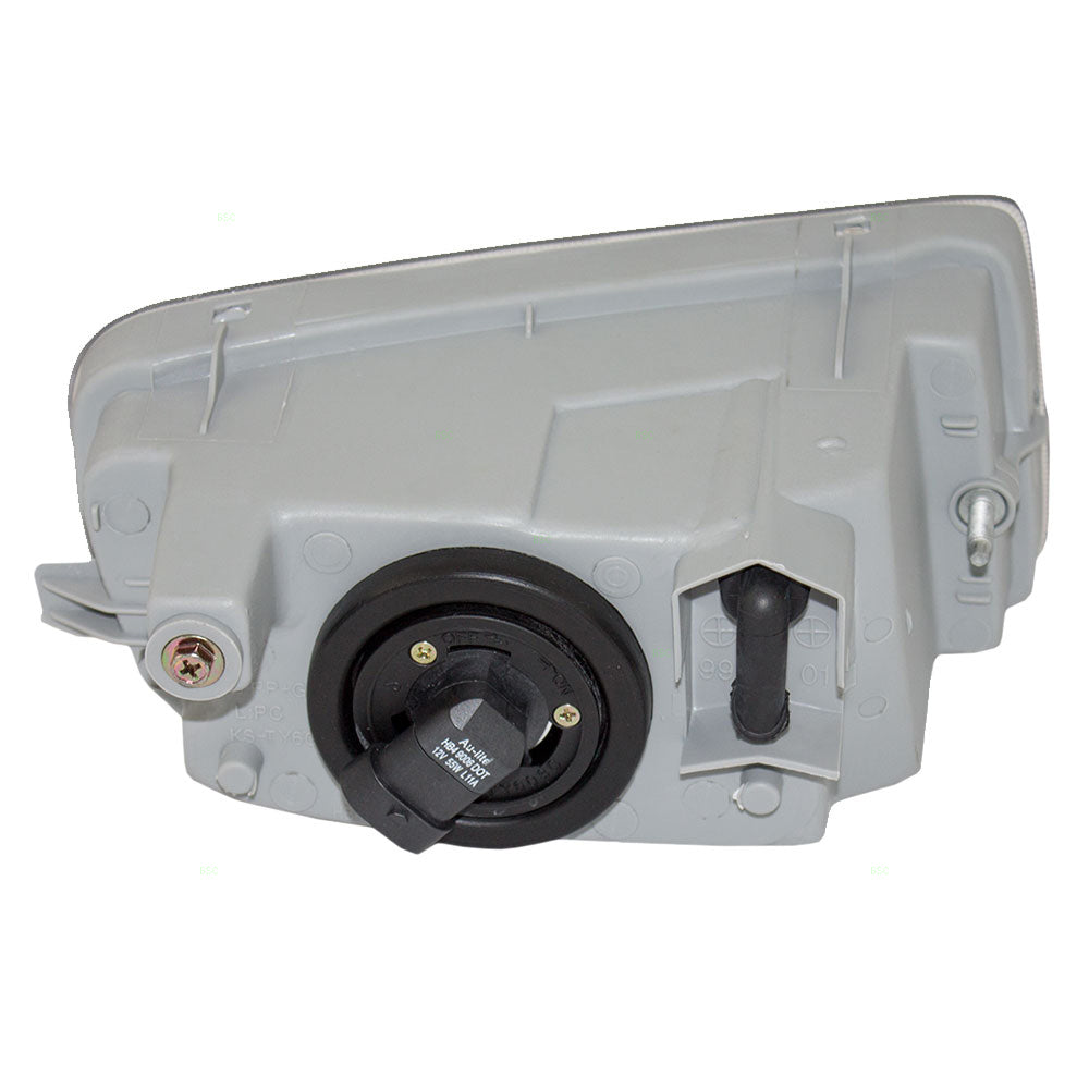Fog Light for 1998-2007 Land Cruiser for 8122060042 Left TO2592101
